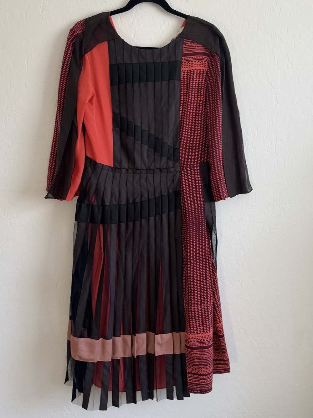 BCBGMAXAZRIA The Layton Dress Geometric Mini Dress in Red & Black Size Small NWT